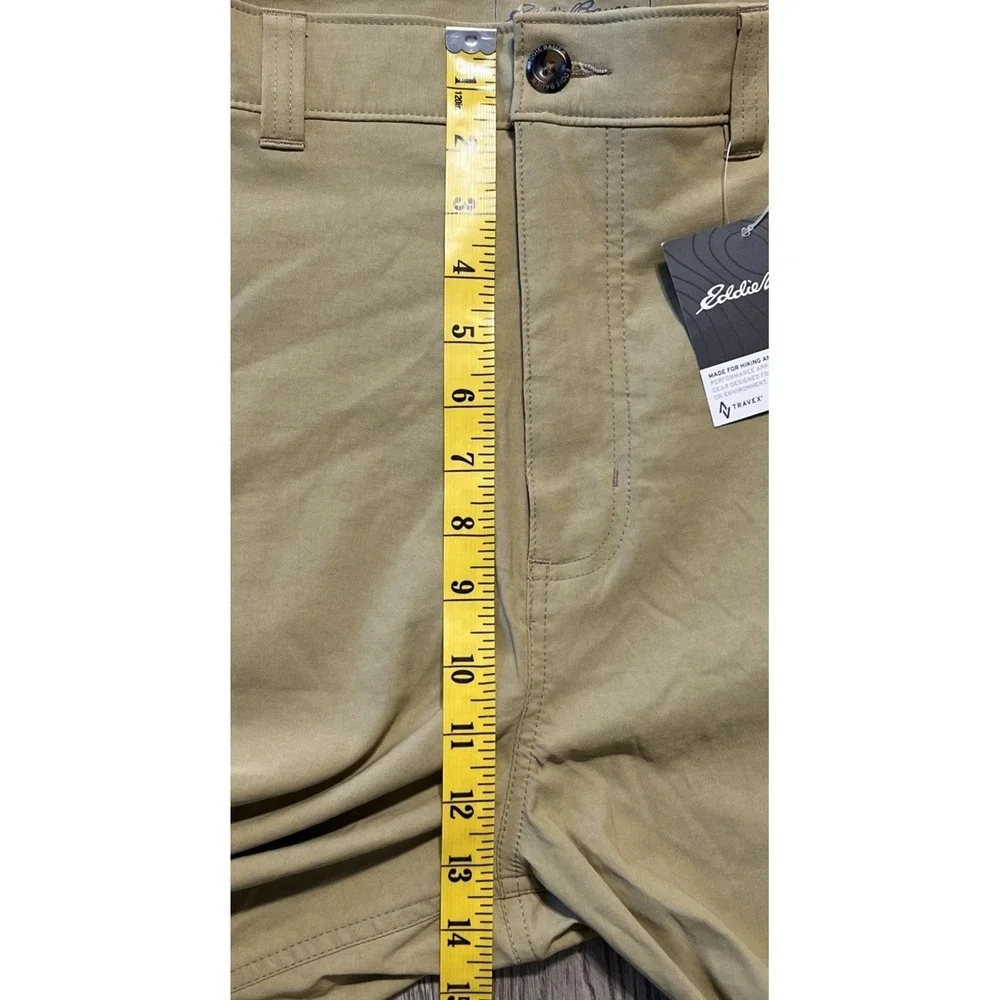 Eddie Bauer Travex Horizon Guide Performance Hiking Tan Shorts Sz 46 (48x10) NWT